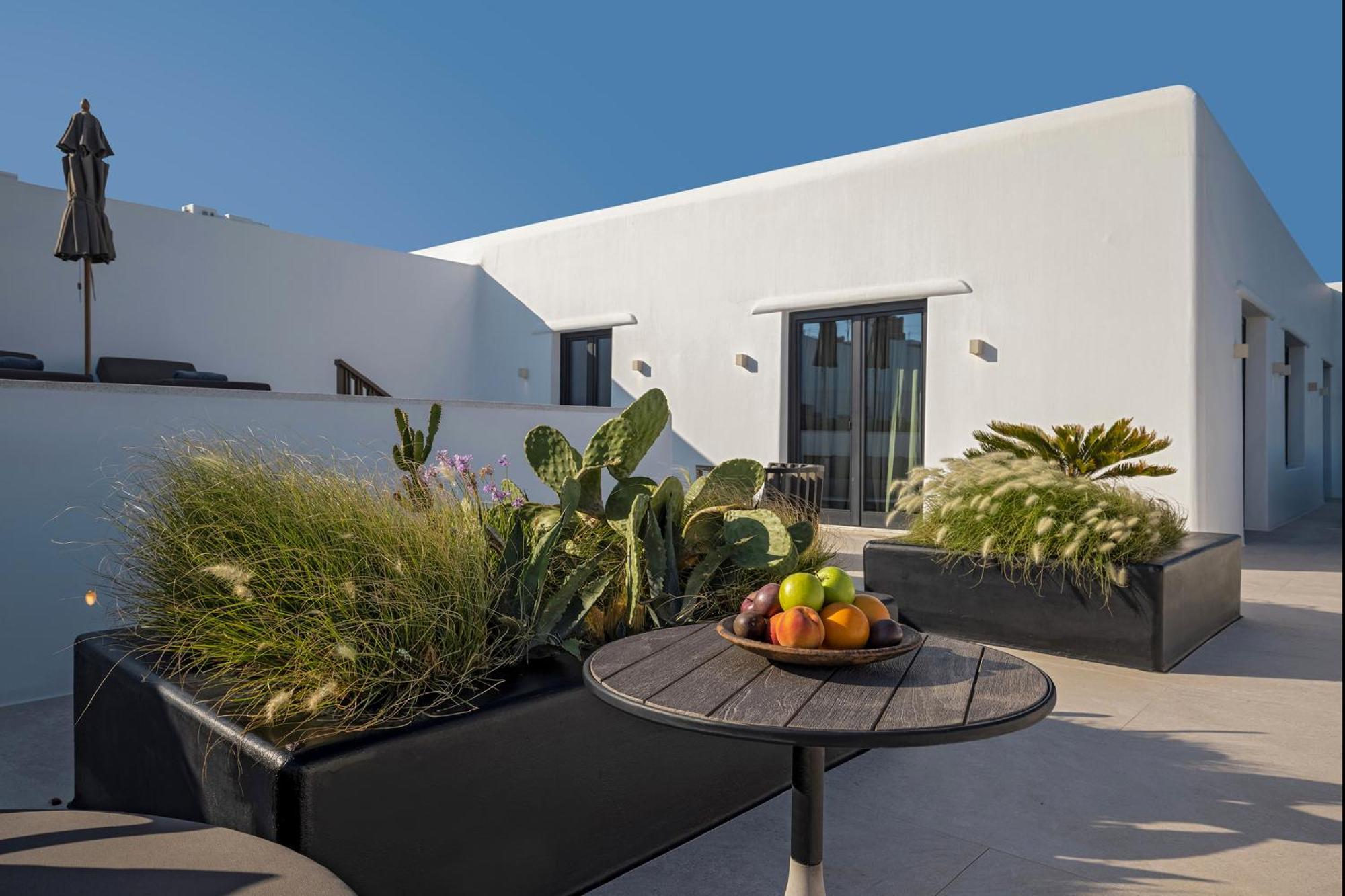 Aeonic Suites And Spa Mykonos Town エクステリア 写真