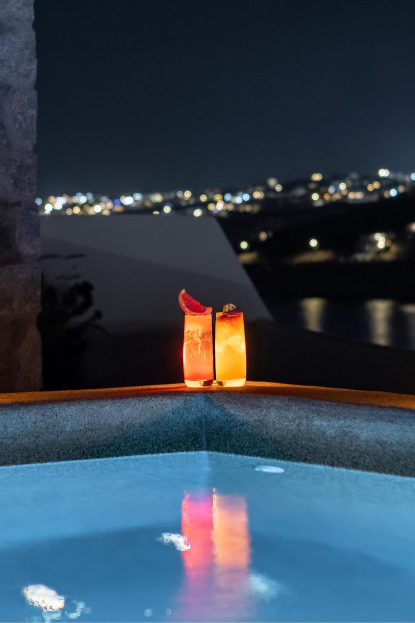 Aeonic Suites And Spa Mykonos Town エクステリア 写真