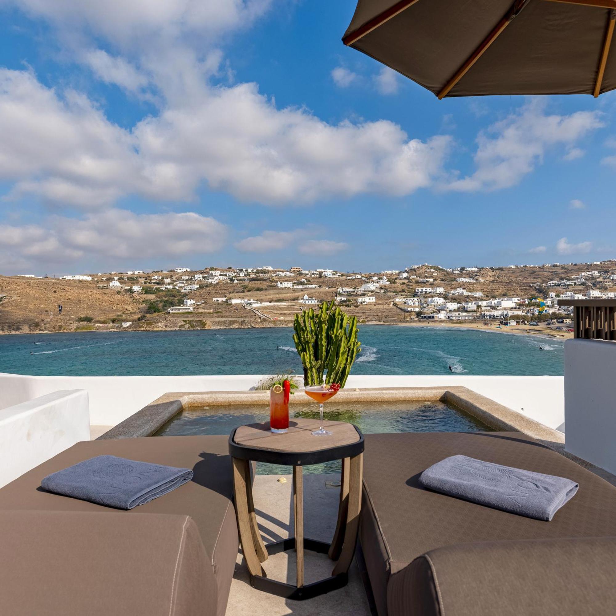 Aeonic Suites And Spa Mykonos Town エクステリア 写真